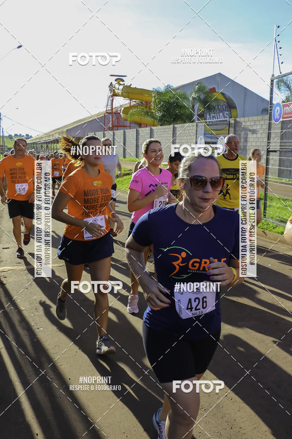 Buy your photos of the event1� Beer Run Expo �guas on Fotop