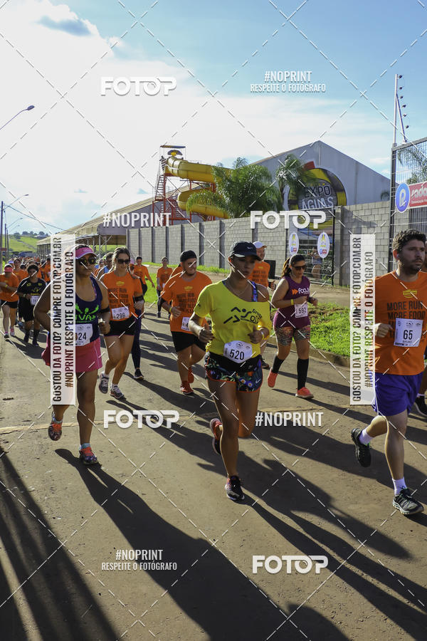 Buy your photos of the event1� Beer Run Expo �guas on Fotop