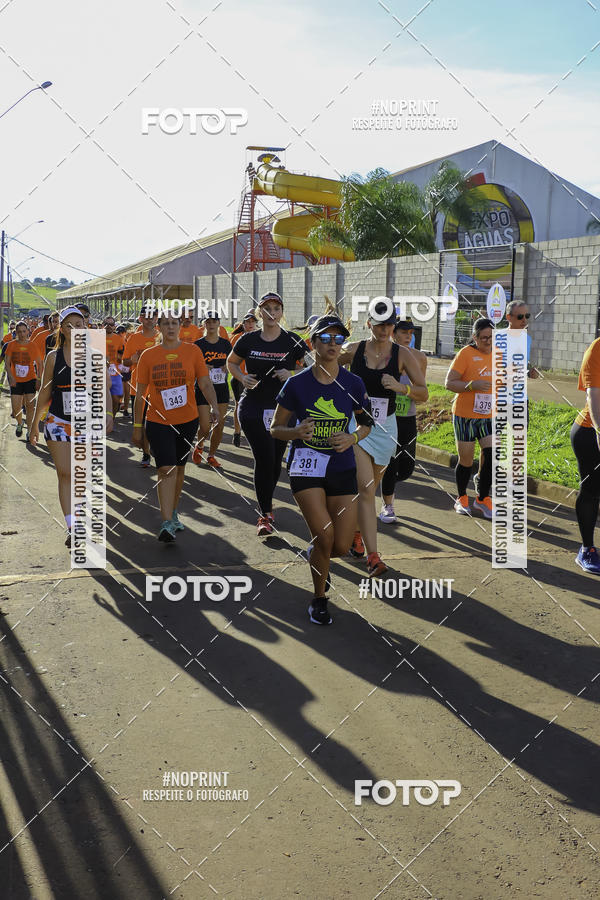 Buy your photos of the event1� Beer Run Expo �guas on Fotop