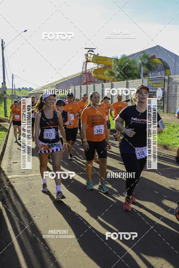 Buy your photos of the event1� Beer Run Expo �guas on Fotop