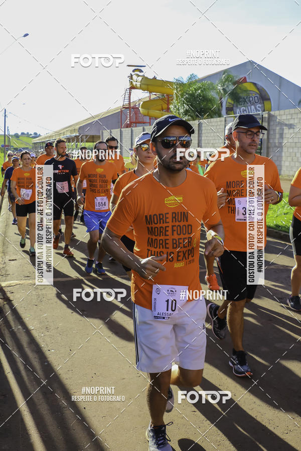 Buy your photos of the event1� Beer Run Expo �guas on Fotop