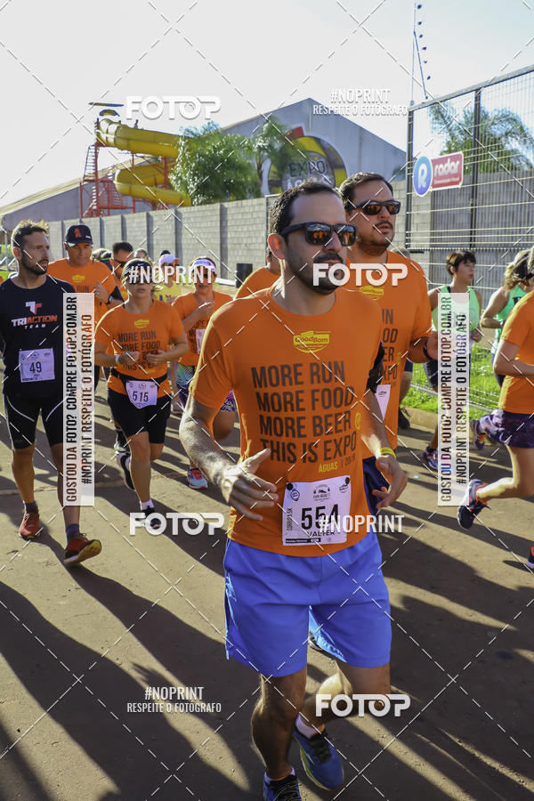 Buy your photos of the event1� Beer Run Expo �guas on Fotop