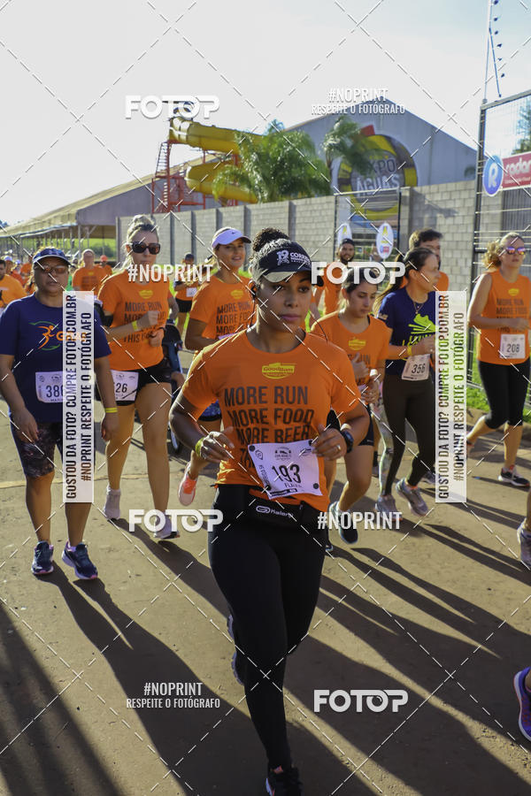 Buy your photos of the event1� Beer Run Expo �guas on Fotop