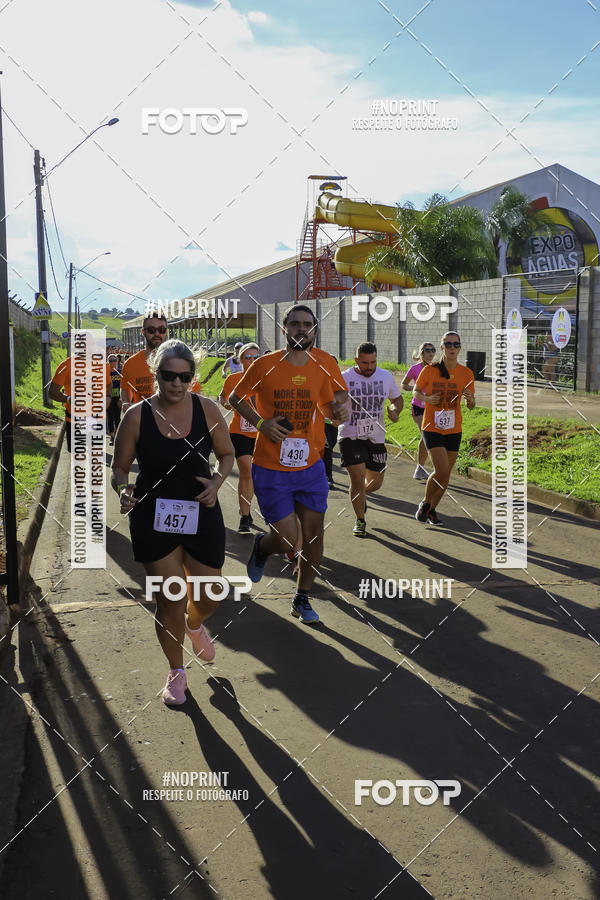 Buy your photos of the event1� Beer Run Expo �guas on Fotop