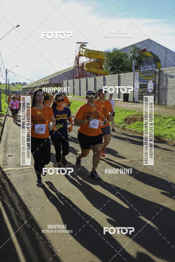 Buy your photos of the event1� Beer Run Expo �guas on Fotop