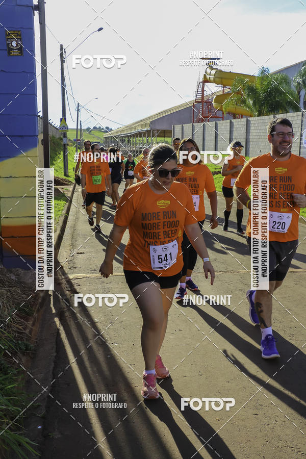 Buy your photos of the event1� Beer Run Expo �guas on Fotop