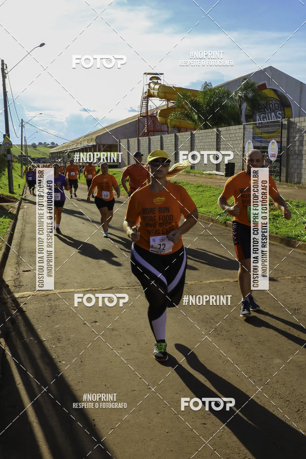 Buy your photos of the event1� Beer Run Expo �guas on Fotop