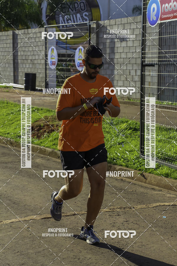 Buy your photos of the event1� Beer Run Expo �guas on Fotop