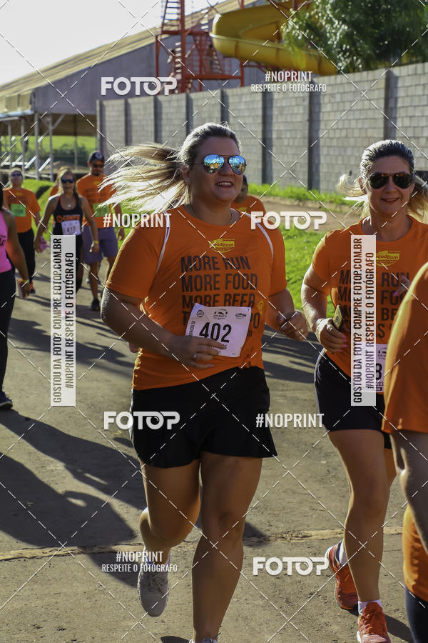Buy your photos of the event1� Beer Run Expo �guas on Fotop