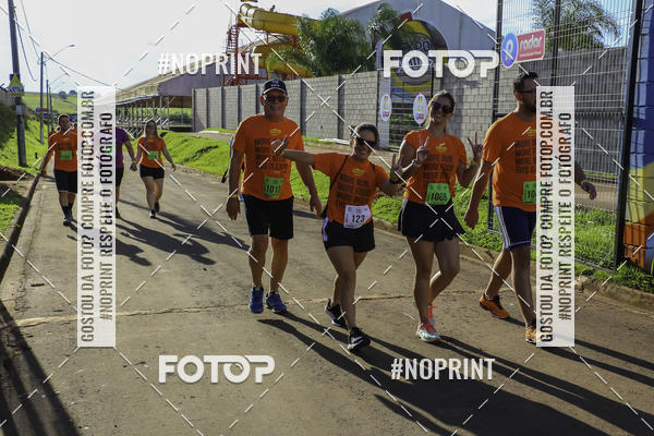 Buy your photos of the event1� Beer Run Expo �guas on Fotop