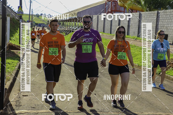 Buy your photos of the event1� Beer Run Expo �guas on Fotop