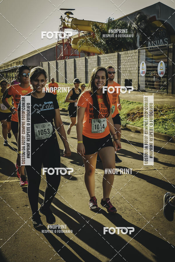 Buy your photos of the event1� Beer Run Expo �guas on Fotop