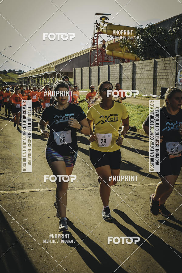 Buy your photos of the event1� Beer Run Expo �guas on Fotop