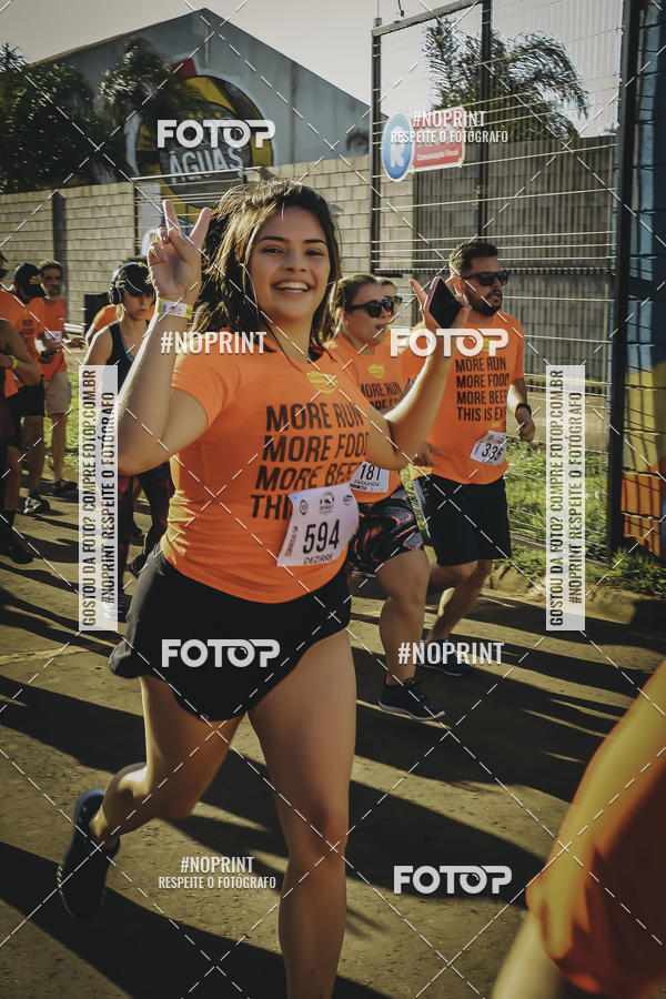 Buy your photos of the event1� Beer Run Expo �guas on Fotop