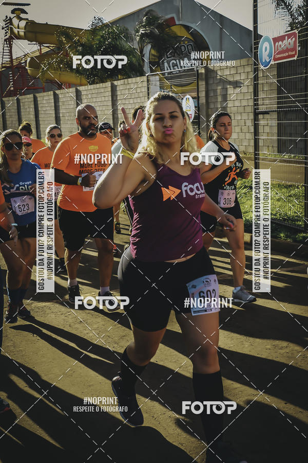 Buy your photos of the event1� Beer Run Expo �guas on Fotop