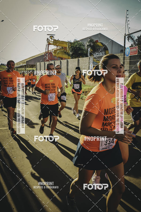 Buy your photos of the event1� Beer Run Expo �guas on Fotop