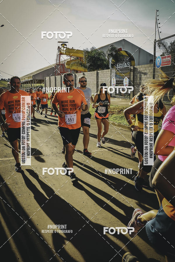 Buy your photos of the event1� Beer Run Expo �guas on Fotop