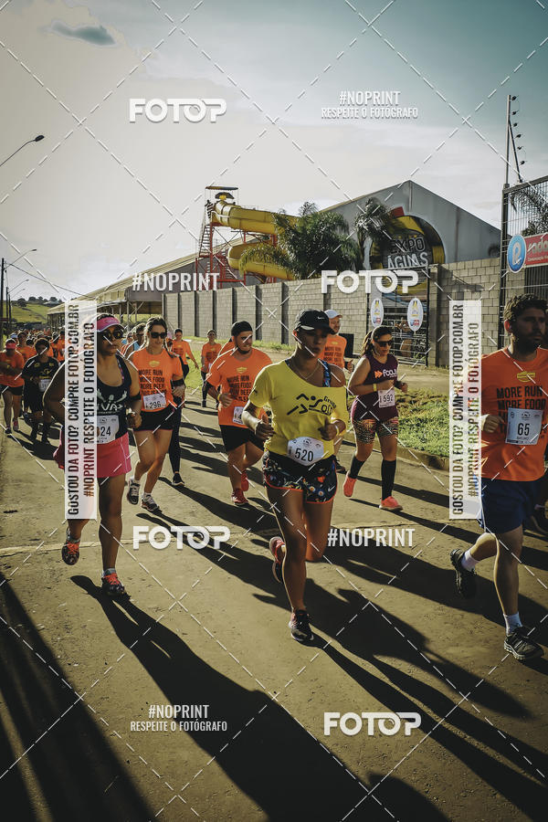 Buy your photos of the event1� Beer Run Expo �guas on Fotop