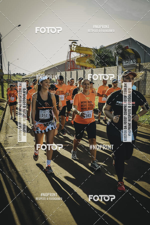 Buy your photos of the event1� Beer Run Expo �guas on Fotop