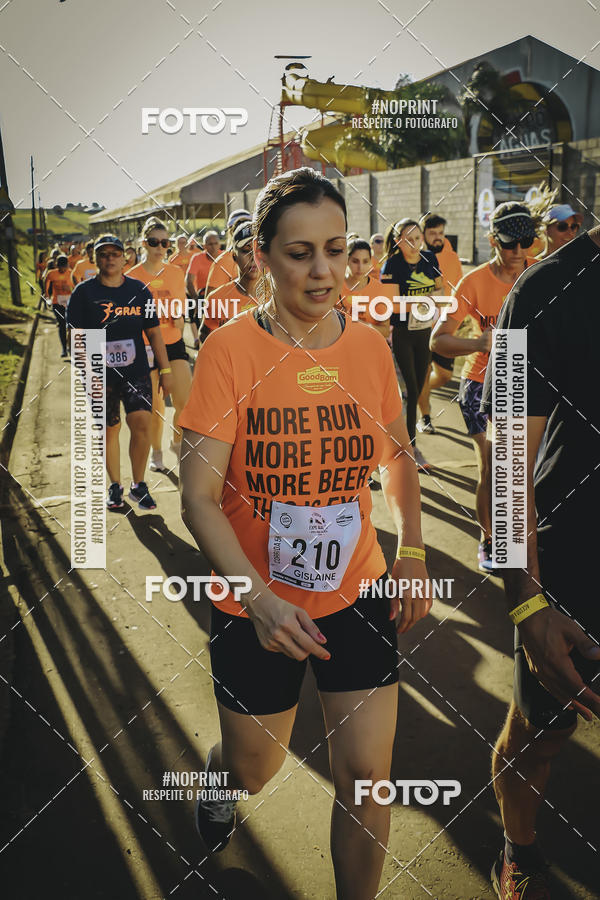Buy your photos of the event1� Beer Run Expo �guas on Fotop