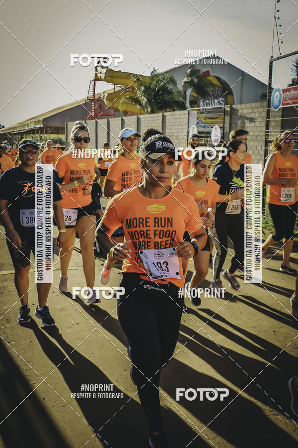 Buy your photos of the event1� Beer Run Expo �guas on Fotop