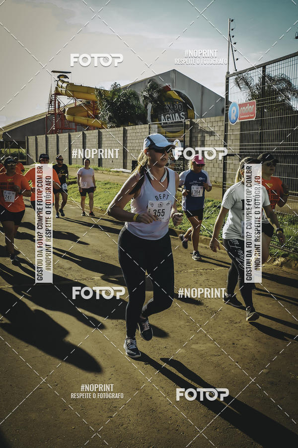 Buy your photos of the event1� Beer Run Expo �guas on Fotop