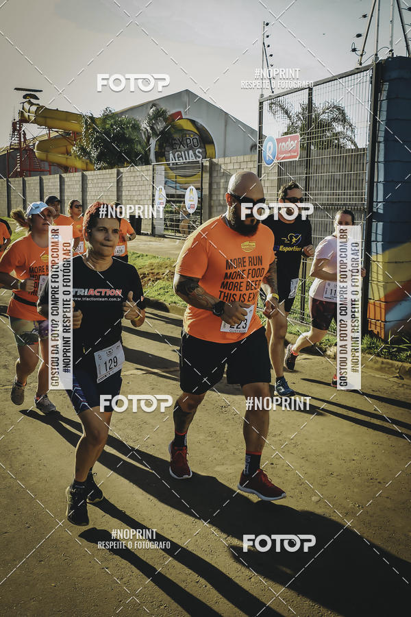 Buy your photos of the event1� Beer Run Expo �guas on Fotop