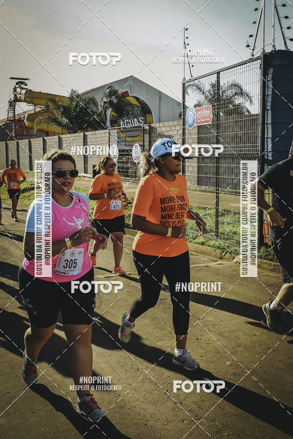 Buy your photos of the event1� Beer Run Expo �guas on Fotop