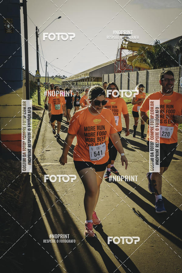 Buy your photos of the event1� Beer Run Expo �guas on Fotop