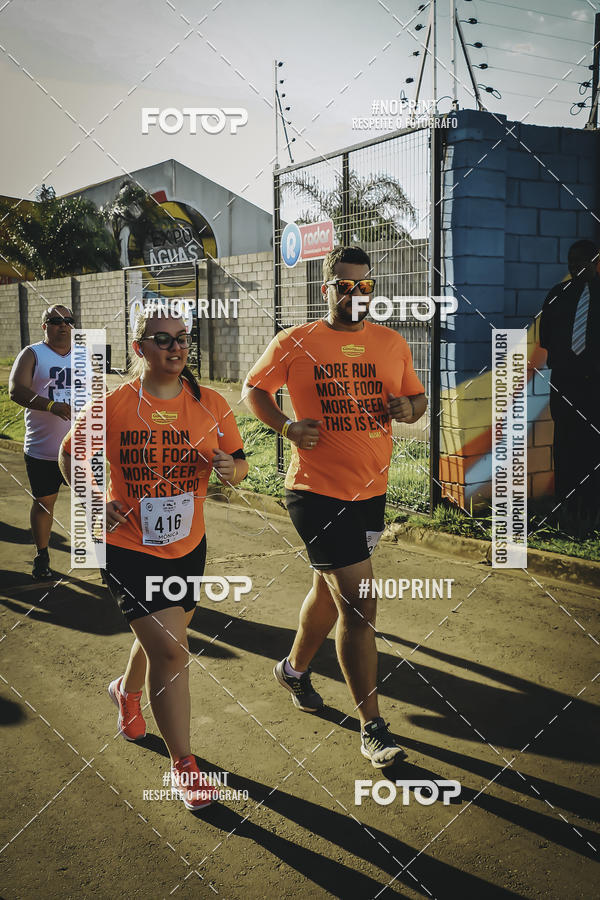 Buy your photos of the event1� Beer Run Expo �guas on Fotop