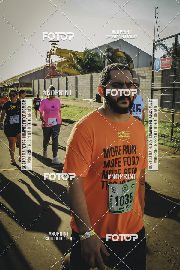 Buy your photos of the event1� Beer Run Expo �guas on Fotop