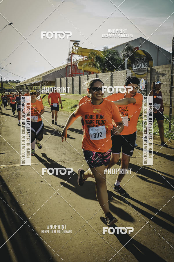 Buy your photos of the event1� Beer Run Expo �guas on Fotop