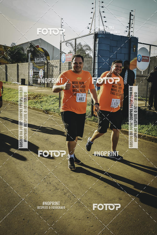 Buy your photos of the event1� Beer Run Expo �guas on Fotop
