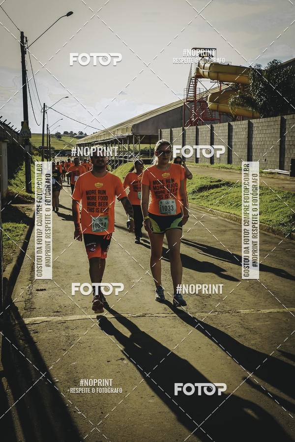 Buy your photos of the event1� Beer Run Expo �guas on Fotop