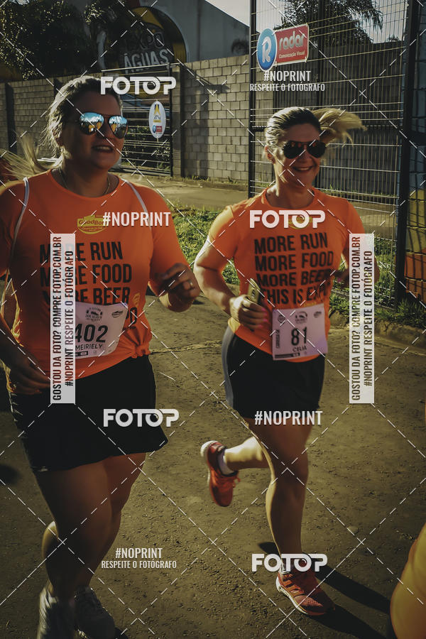 Buy your photos of the event1� Beer Run Expo �guas on Fotop