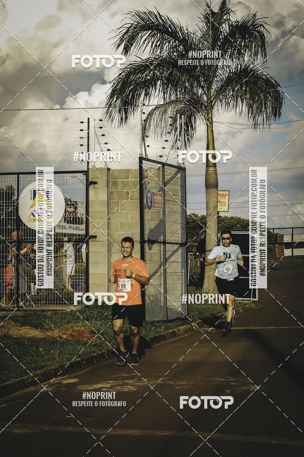 Buy your photos of the event1� Beer Run Expo �guas on Fotop