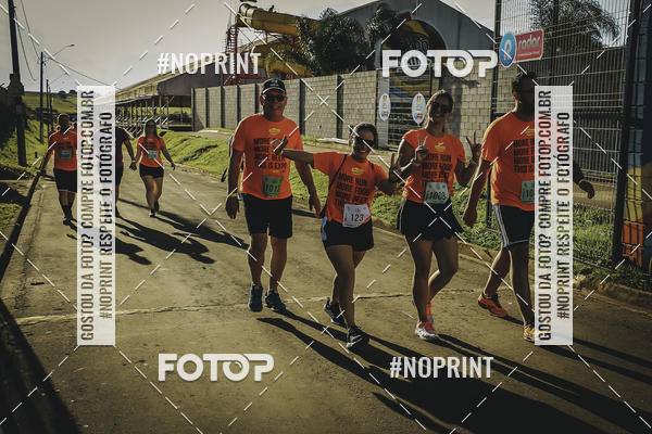 Buy your photos of the event1� Beer Run Expo �guas on Fotop