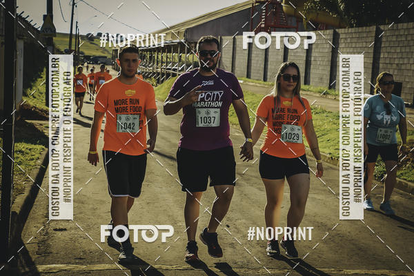 Buy your photos of the event1� Beer Run Expo �guas on Fotop