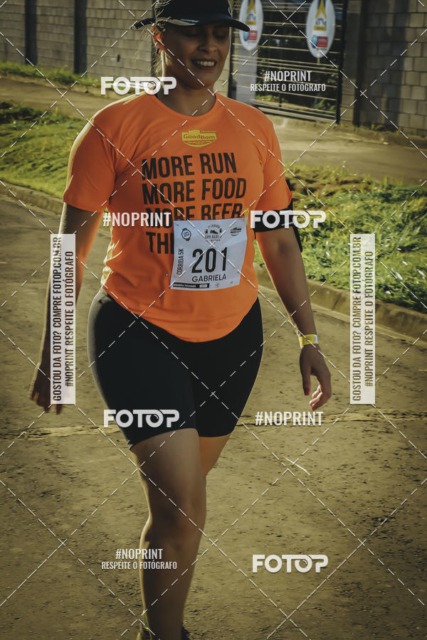 Buy your photos of the event1� Beer Run Expo �guas on Fotop