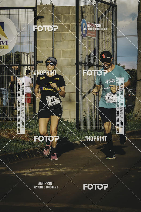 Buy your photos of the event1� Beer Run Expo �guas on Fotop