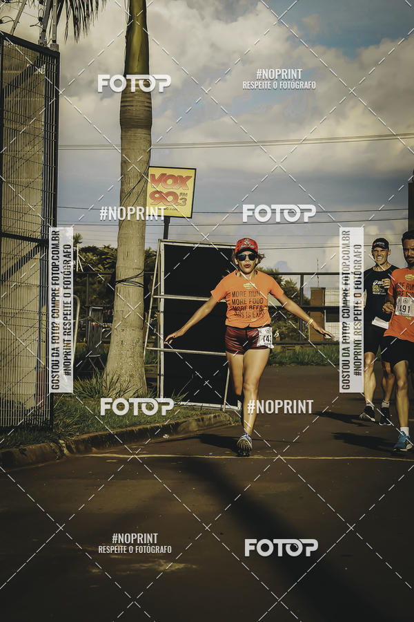 Buy your photos of the event1� Beer Run Expo �guas on Fotop