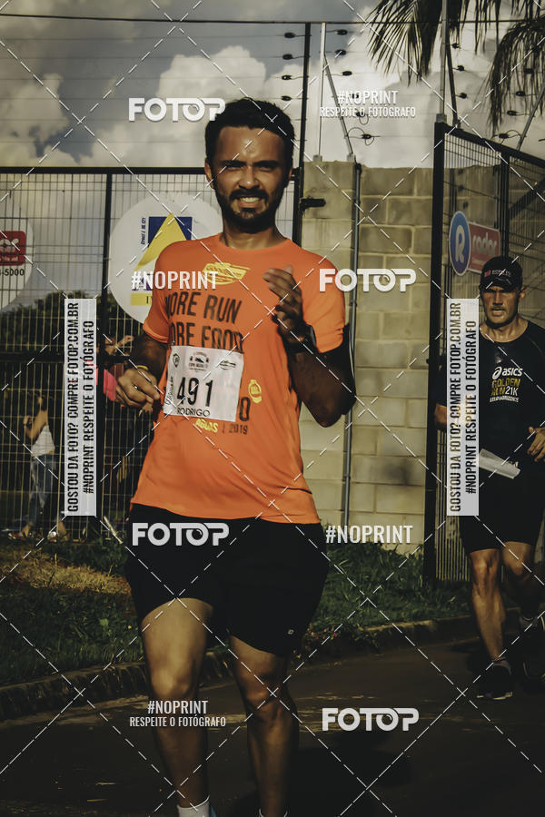 Buy your photos of the event1� Beer Run Expo �guas on Fotop