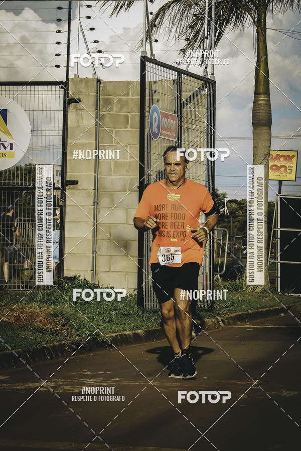 Buy your photos of the event1� Beer Run Expo �guas on Fotop