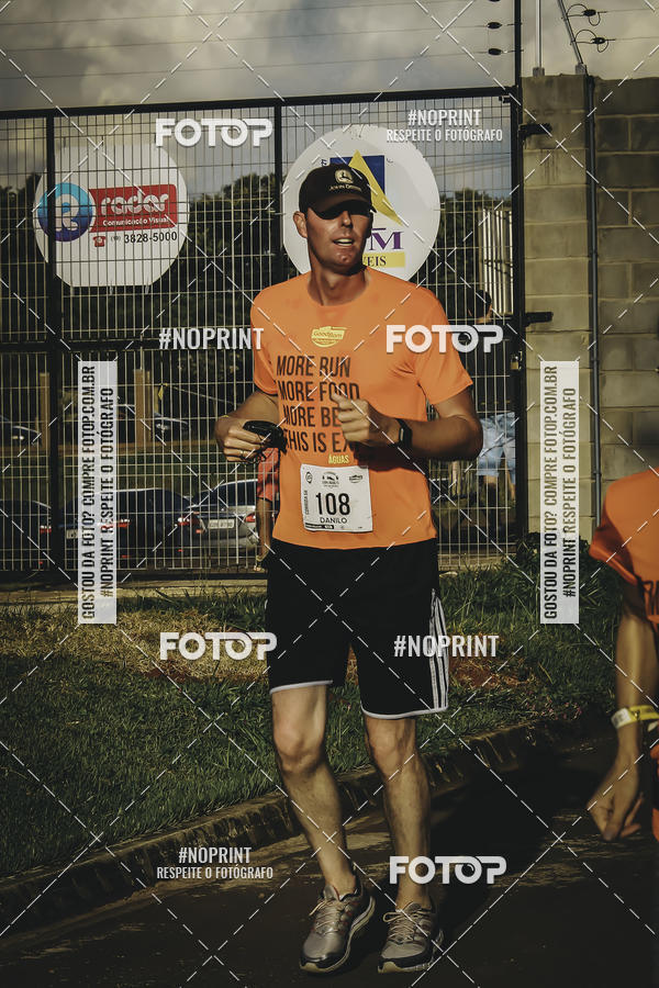 Buy your photos of the event1� Beer Run Expo �guas on Fotop