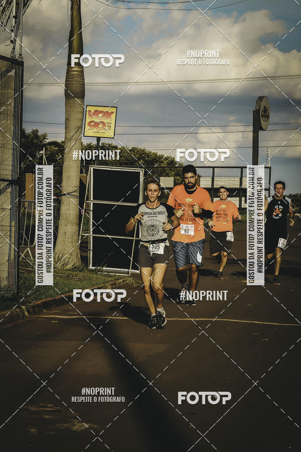 Buy your photos of the event1� Beer Run Expo �guas on Fotop