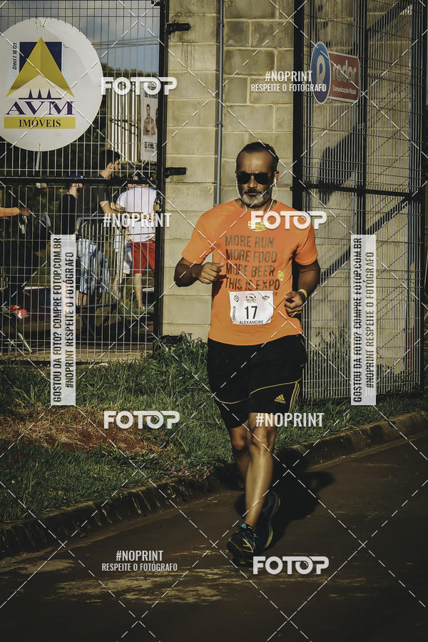 Buy your photos of the event1� Beer Run Expo �guas on Fotop