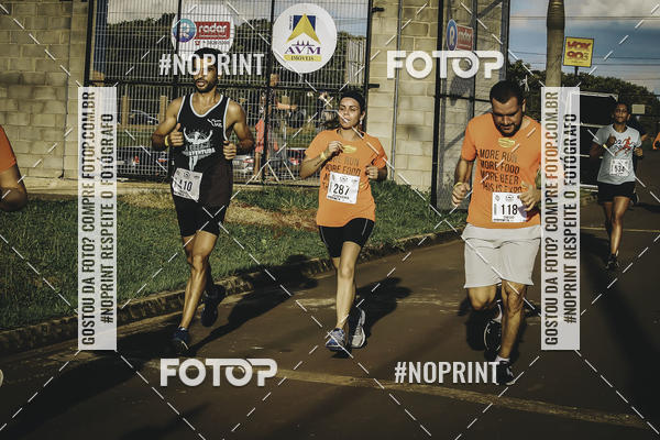 Buy your photos of the event1� Beer Run Expo �guas on Fotop