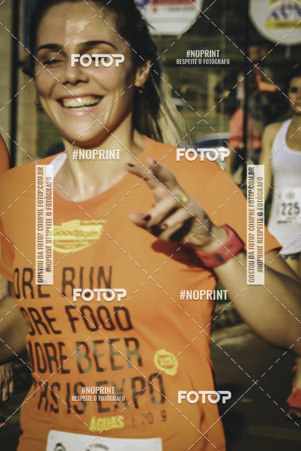 Buy your photos of the event1� Beer Run Expo �guas on Fotop