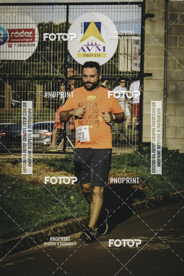 Buy your photos of the event1� Beer Run Expo �guas on Fotop