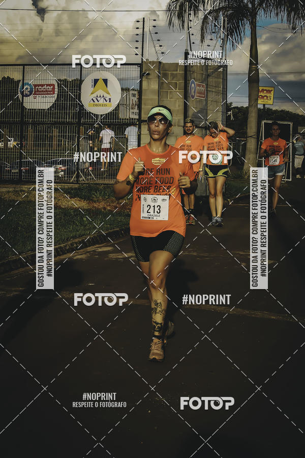 Buy your photos of the event1� Beer Run Expo �guas on Fotop
